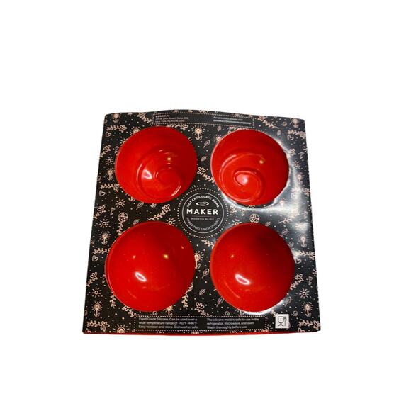 Bennkai Hot Chocolate Swirl Bomb Maker Red Silicone Mold New - Picture 1 of 6